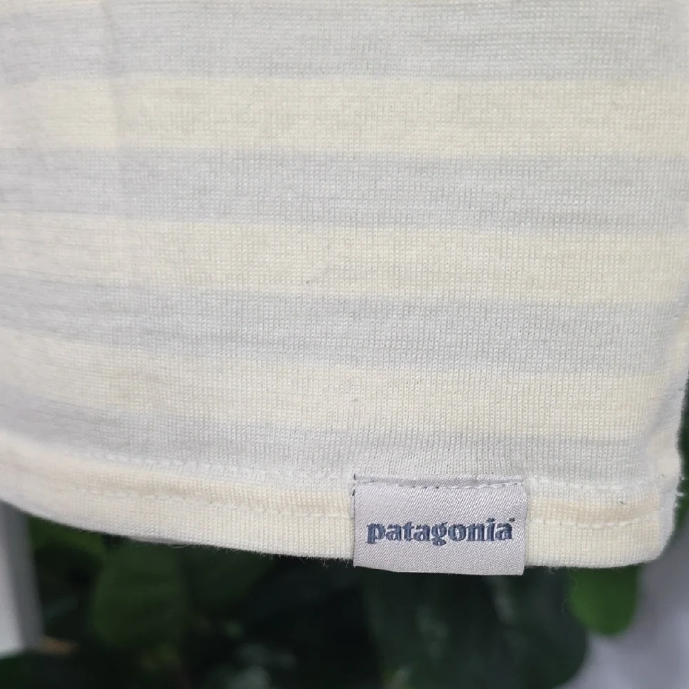 Patagonia Women's Merino 3 Midweight Zip-Neck top in a striped pattern.  - Picture 6 of 9